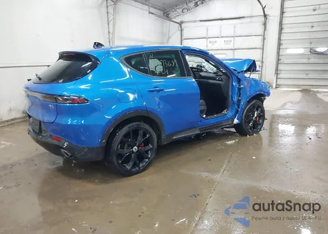 2024 Dodge Hornet R/T Plus Eawd из США, поврежденный, VIN ZACPDFDW7R3A12228